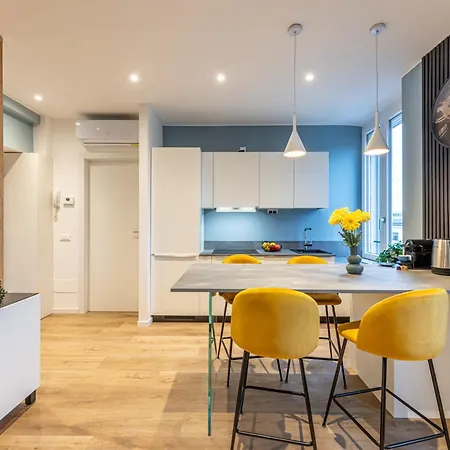 Daire Navigli Duplex Elegante Con Vista Canale
