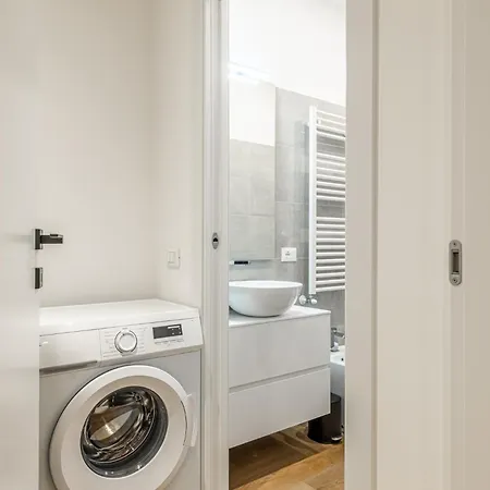 Navigli Duplex Elegante Con Vista Canale Daire Milano